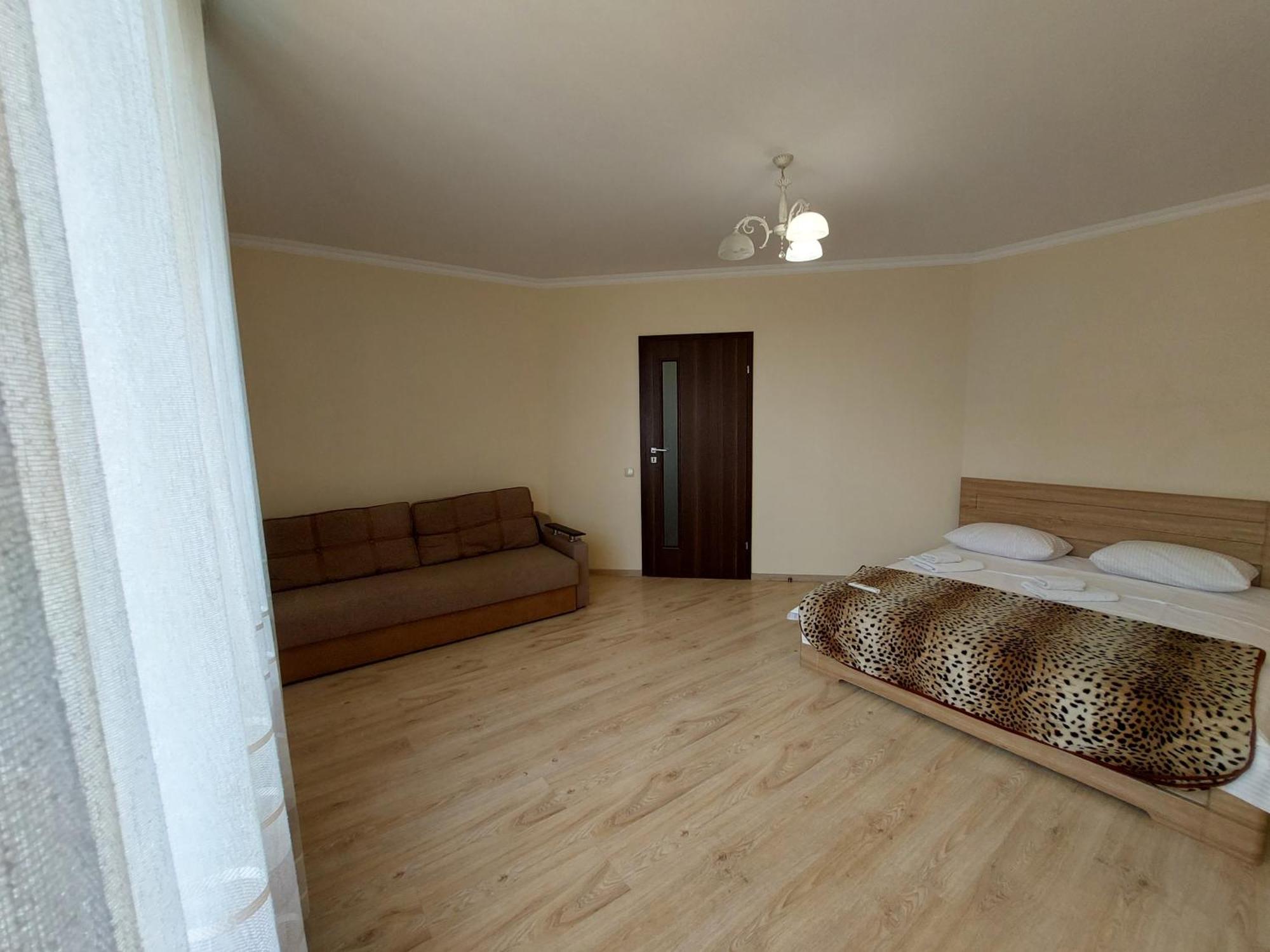 Романтичні Апартаменти У Центрі Lutsk Exterior photo